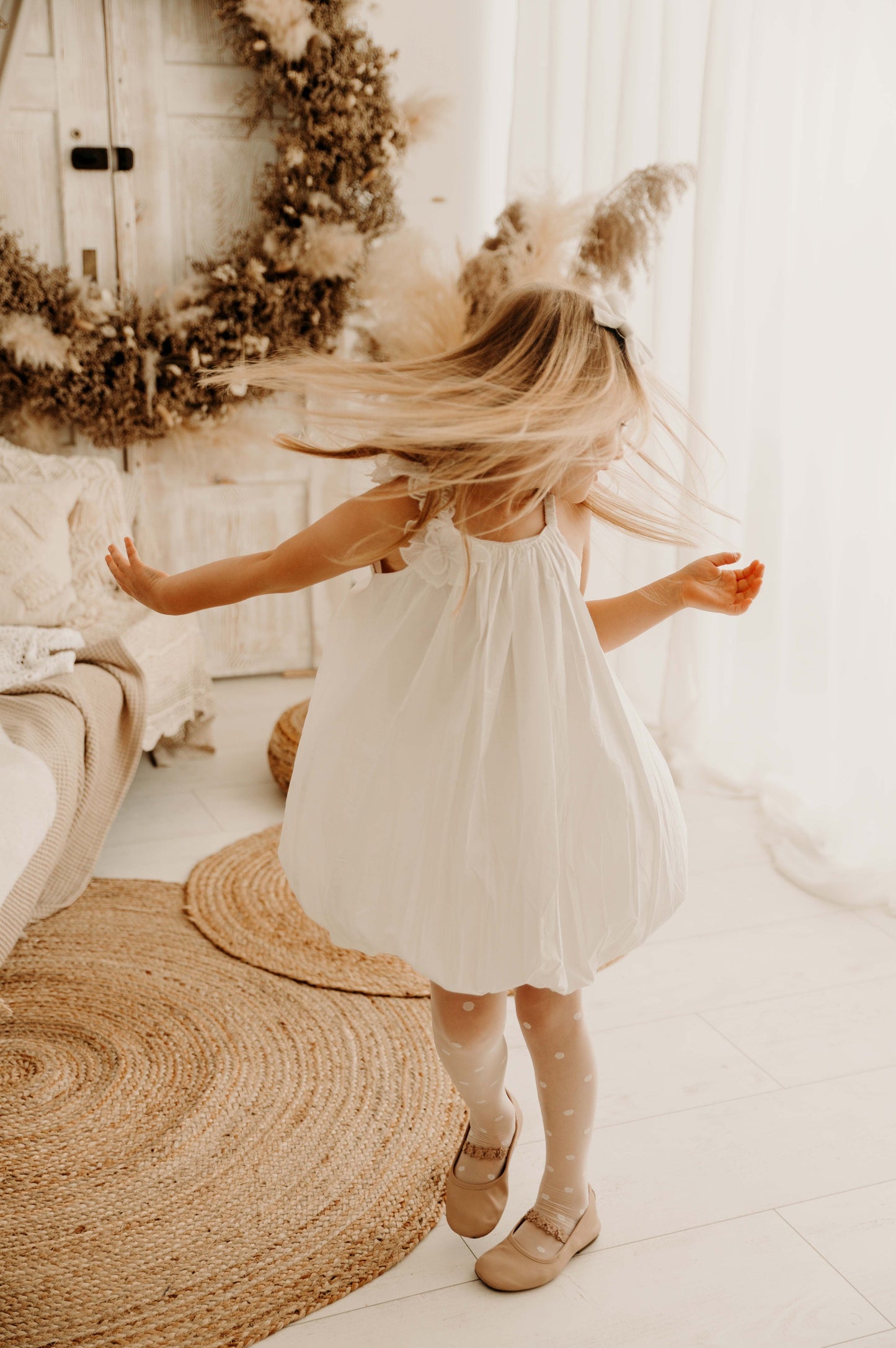 Fiore dívčí punčochové kalhoty DOTTY, 15 den, bílé