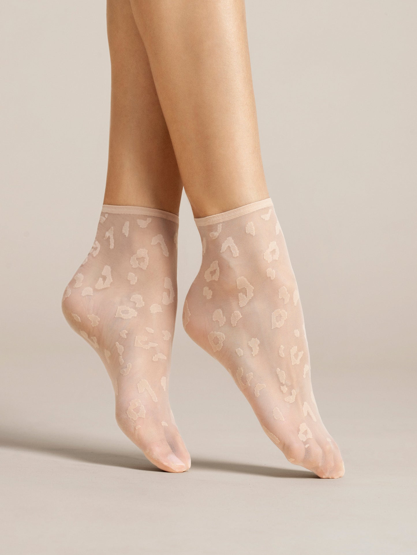 Nízké nylonové punčochy Fiore Doria, 8 den, kůže