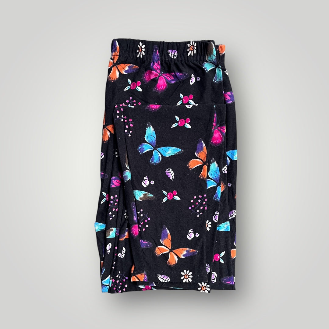 Bavlněné legíny pro větší velikosti 1639, černé s motýlky