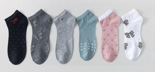 6 parov ženskih nogavic brez elastike iz bambusa, nizke različni vzorci 5962- TANKE