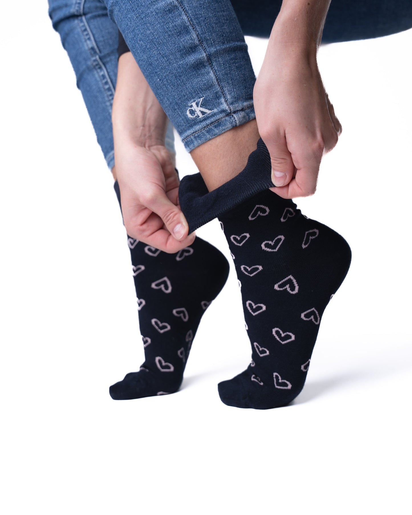 6 párů dámských ponožek bez gumičky, mašliček a srdíček 5702