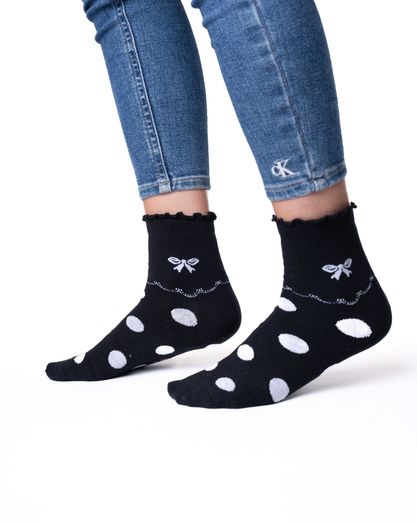 6 párů dámských ponožek bez gumy, středně vysoké černobílé 5681